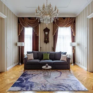 Apartament Luxury Next To The New York Cafe Węgry